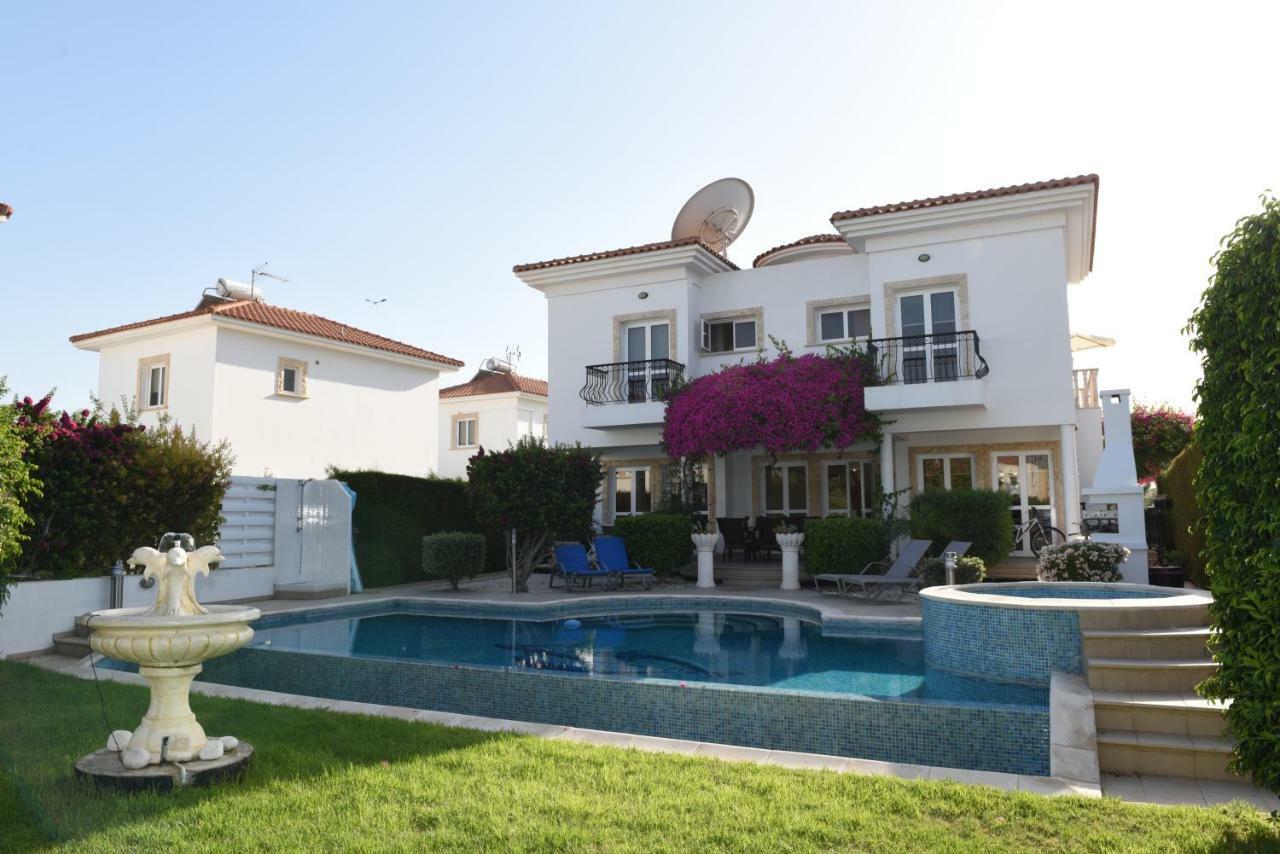 Villa Karythia Pyla Exterior foto